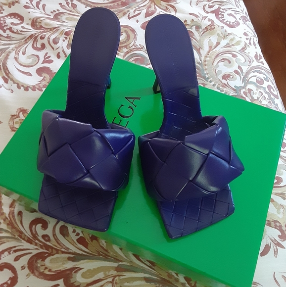 Bottega Veneta Lido Mule - Picture 2 of 5